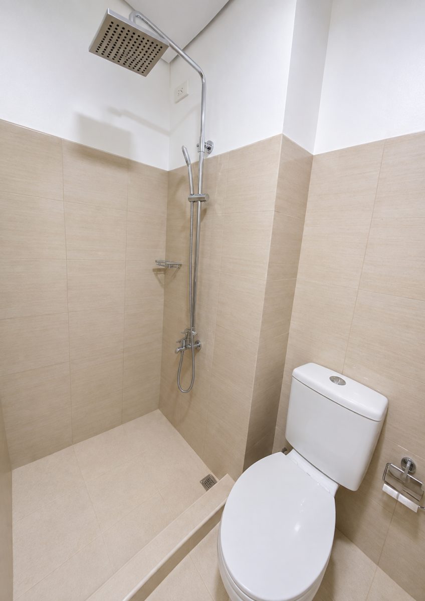 AFFORDABLE CONDO FOR SALE IN MOA 4M ALL IN!