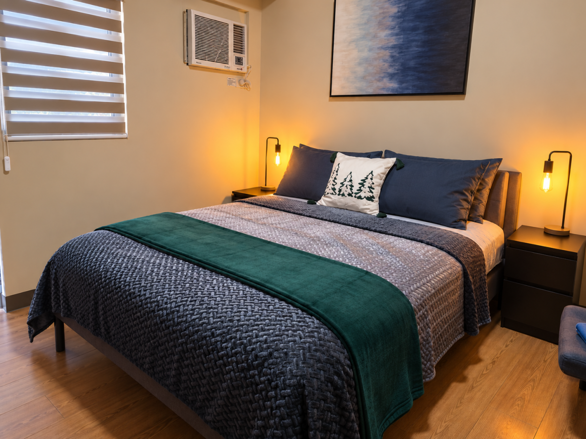 Spacious 2BR Makati Condo | MRT | WiFi + Washer